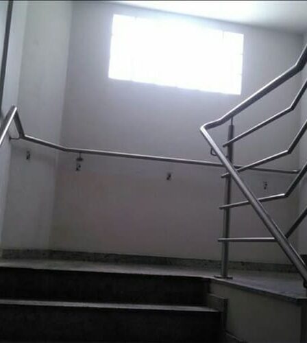 Onde encontrar opções diversas de corrimão em inox em SP